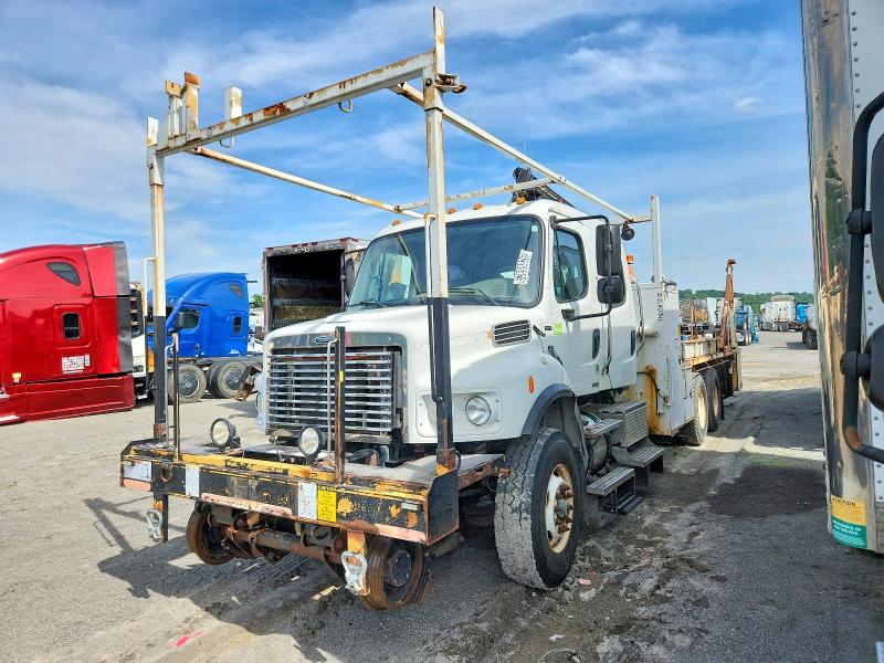 Продажа на аукционе авто 2007 Freightliner M2, vin: 1FVHC3DJ77HX99158, номер лота: 53898826