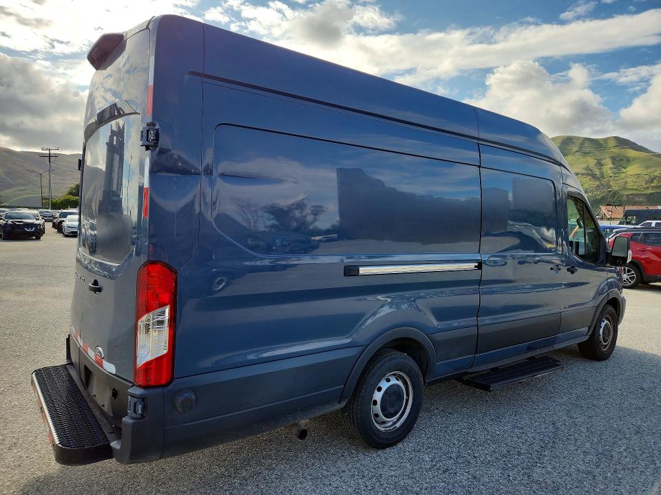50575266 :رقم المزاد ، 1FTBR3X80LKA72451 vin ، 2020 Ford Transit مزاد بيع