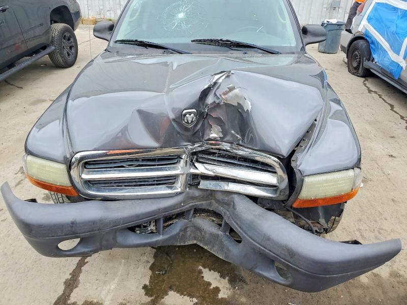 52668686 :رقم المزاد ، 1D7GL12K74S540150 vin ، 2004 Dodge Dakota مزاد بيع