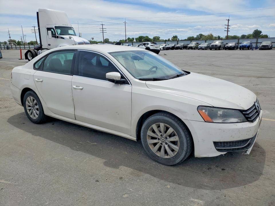 Продажа на аукционе авто 2013 Volkswagen Passat, vin: 1VWAP7A33DC038647, номер лота: 54471176