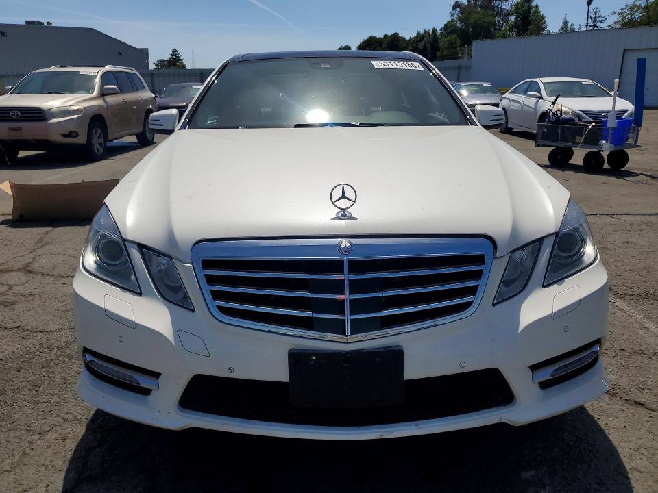 53115186 :رقم المزاد ، WDDHF9BBXDA728676 vin ، 2013 Mercedes-benz E مزاد بيع