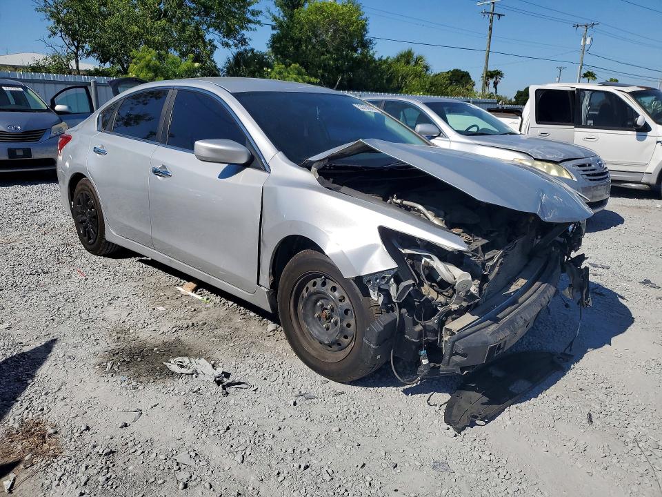 Продаж на аукціоні авто 2016 Nissan Altima, vin: 1N4AL3AP9GC139924, номер лоту: 53700646