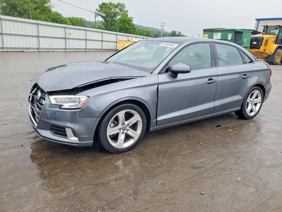 54493686 :رقم المزاد ، WAUB8GFF4H1065488 vin ، 2017 Audi A3 مزاد بيع
