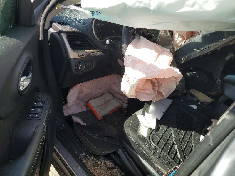 52171666 :رقم المزاد ، 1C4PJLAB0GW207587 vin ، 2016 Jeep Cherokee مزاد بيع