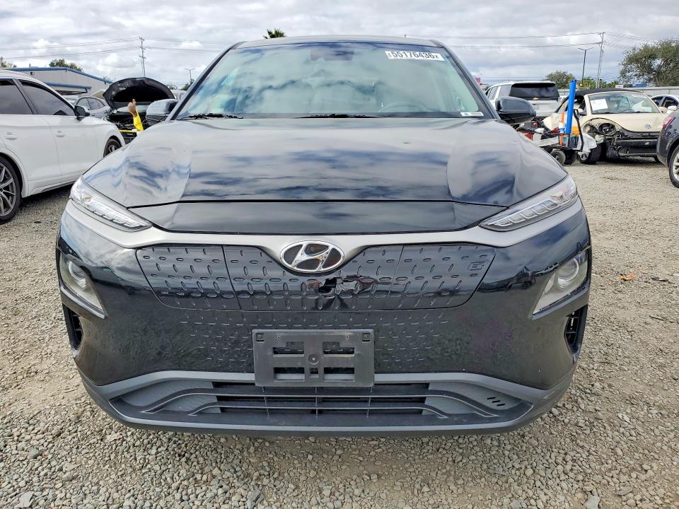 55176436 :رقم المزاد ، KM8K23AG3LU069256 vin ، 2020 Hyundai Kona مزاد بيع