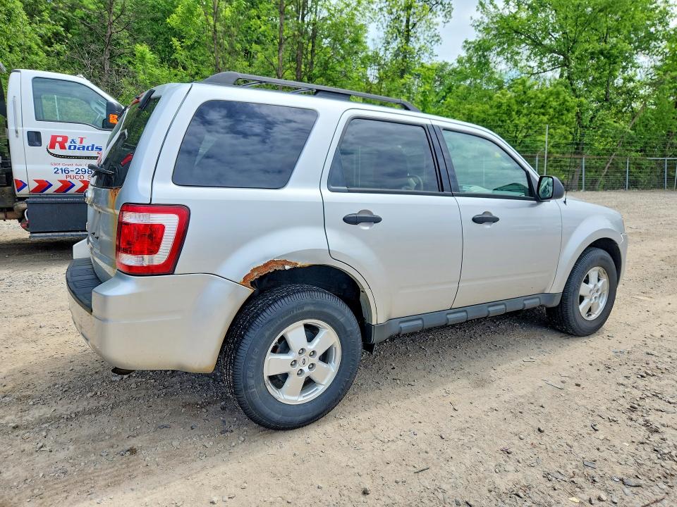 Продаж на аукціоні авто 2010 Ford Escape, vin: 1FMCU0D72AKD44116, номер лоту: 54876486