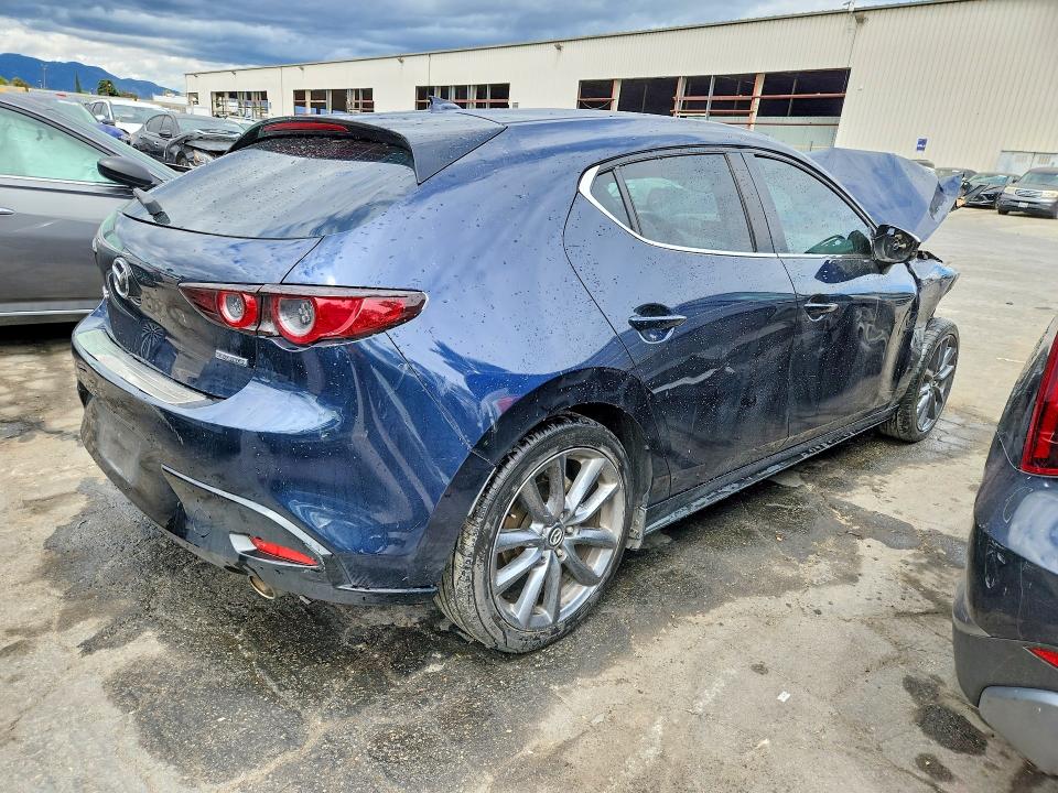 Продаж на аукціоні авто 2019 Mazda 3, vin: JM1BPAMM8K1143587, номер лоту: 52079906