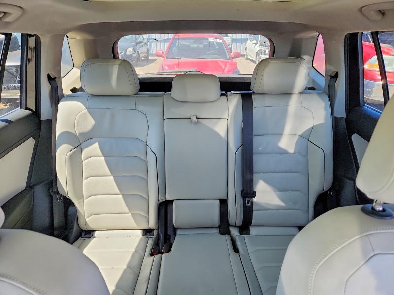 Продаж на аукціоні авто 2018 Volkswagen Tiguan, vin: 3VV4B7AX2JM100374, номер лоту: 53242776