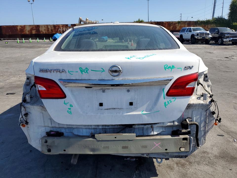 2017 Nissan Sentra მანქანა იყიდება აუქციონზე, vin: 3N1AB7AP8HY218761, აუქციონის ნომერი: 54393636