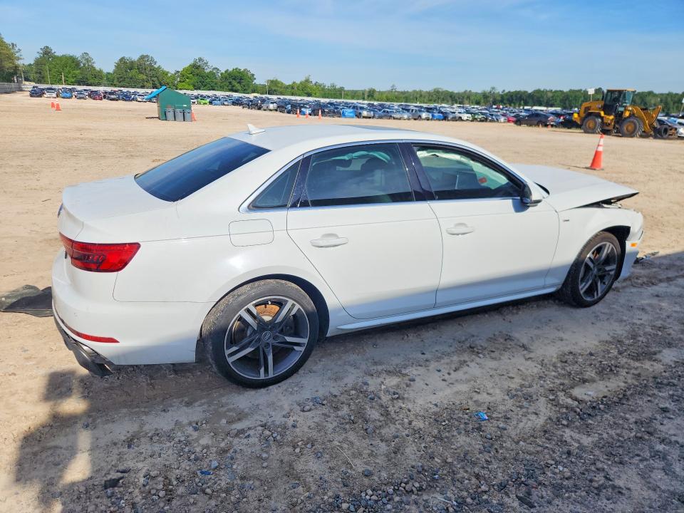 2017 Audi A4 მანქანა იყიდება აუქციონზე, vin: WAULNAF44HN018317, აუქციონის ნომერი: 51671926