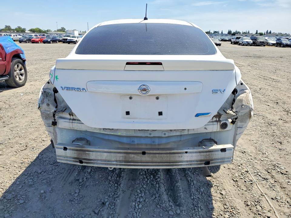 53224116 :رقم المزاد ، 3N1CN7AP2EL808513 vin ، 2014 Nissan Versa مزاد بيع