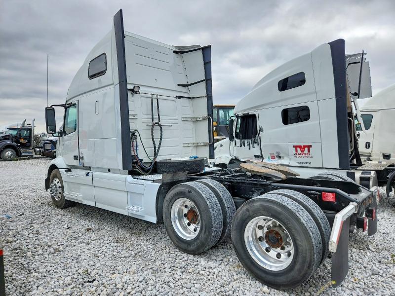54615236 :رقم المزاد ، 4V4WC9EH1RN629758 vin ، 2024 Volvo Vnr مزاد بيع