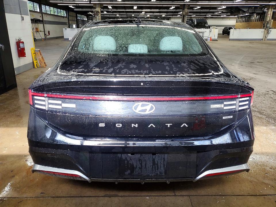 Продажа на аукционе авто 2025 Hyundai Sonata Hybrid, vin: KMHL34JJ8SA104456, номер лота: 52711926