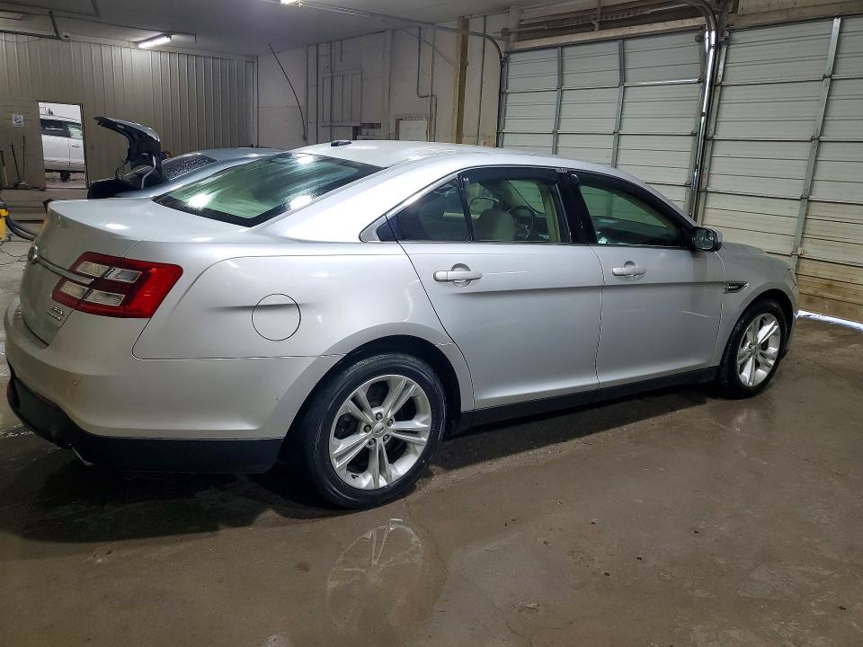 54222386 :رقم المزاد ، 1FAHP2E87DG130370 vin ، 2013 Ford Taurus مزاد بيع