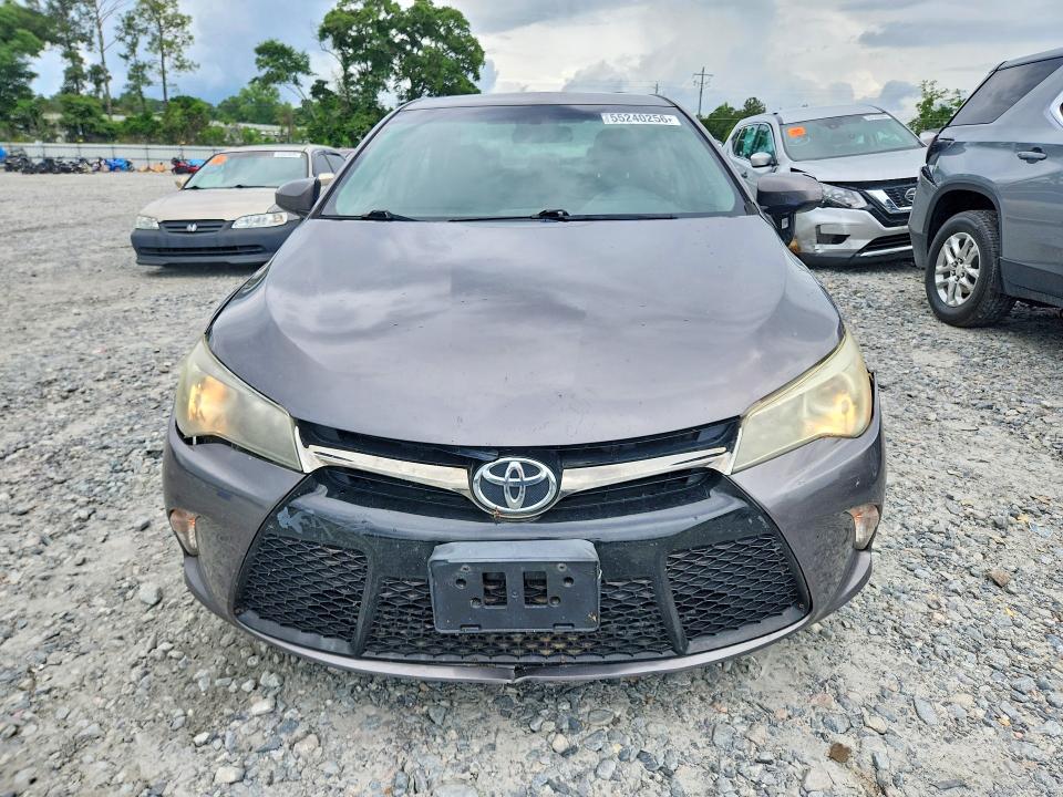 55240256 :رقم المزاد ، 4T1BF1FK1GU529655 vin ، 2016 Toyota Camry مزاد بيع