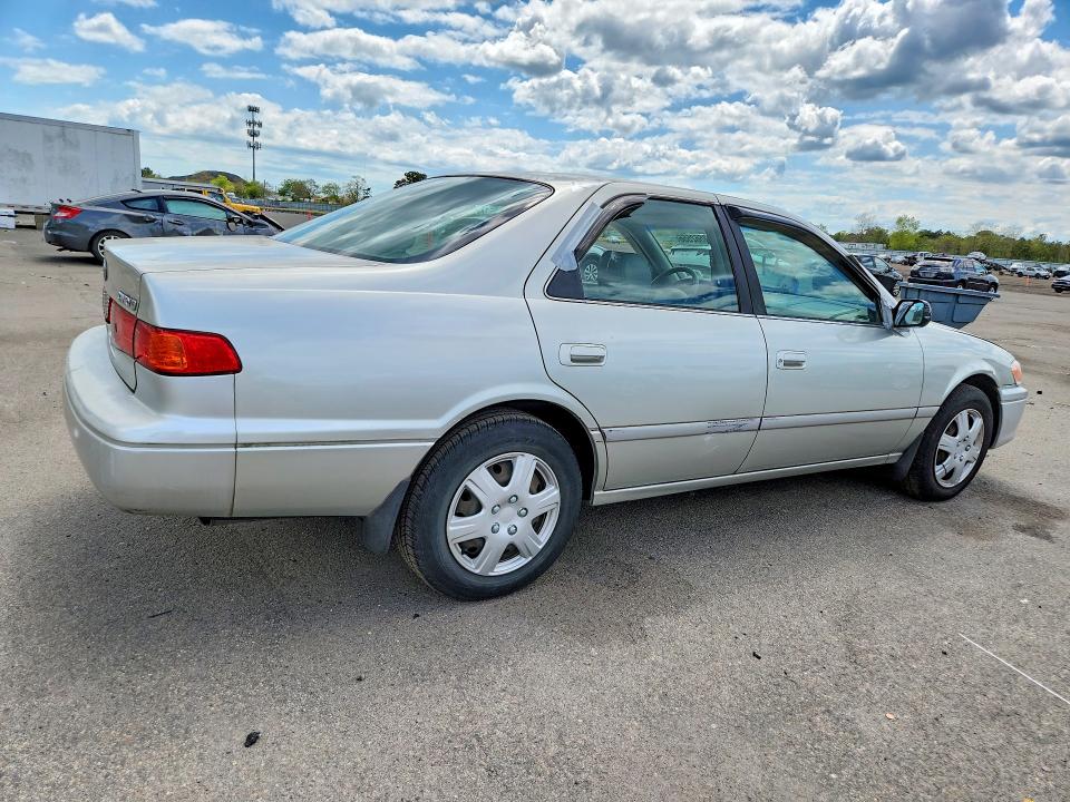 Продажа на аукционе авто 2000 Toyota Camry, vin: JT2BG22K2Y0487351, номер лота: 53562556