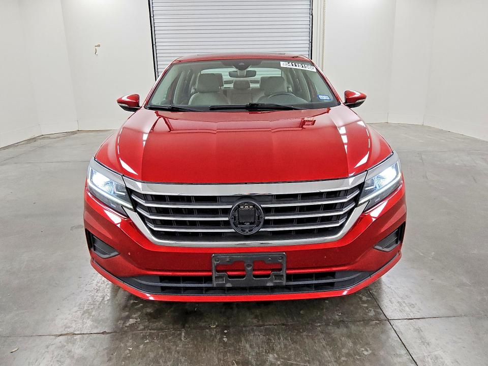 54115156 :رقم المزاد ، 1VWSA7A32MC018802 vin ، 2021 Volkswagen Passat مزاد بيع