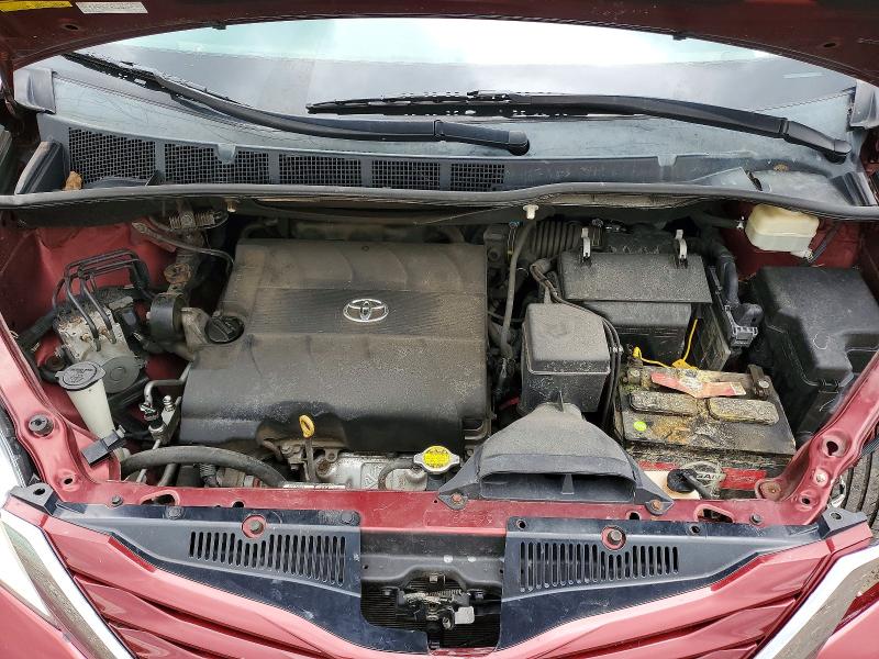 Продажа на аукционе авто 2015 Toyota Sienna, vin: 5TDJK3DC8FS126939, номер лота: 52010816