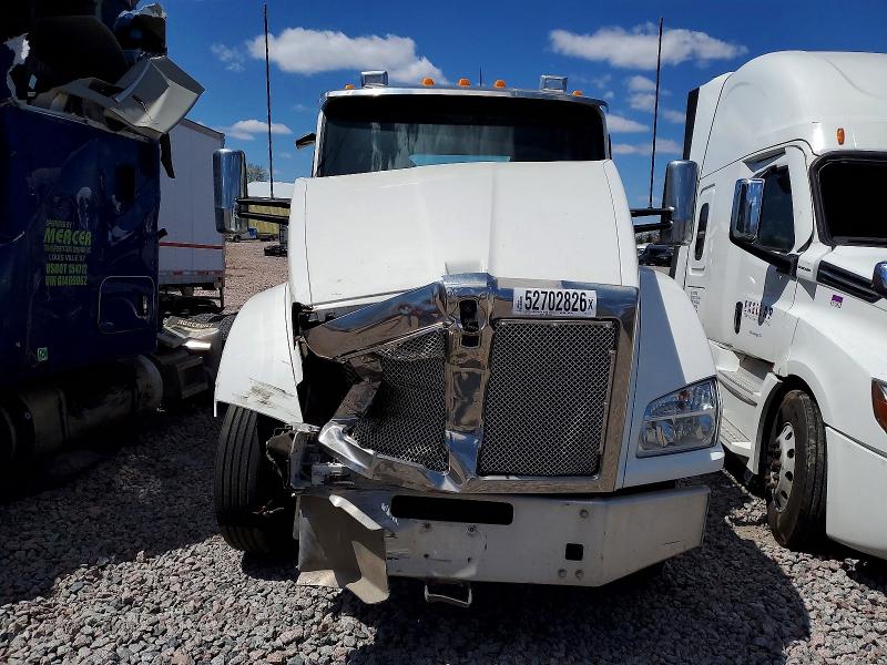 Продаж на аукціоні авто 2021 Kenworth T880, vin: 1XKZDP9X8MJ427502, номер лоту: 52702826