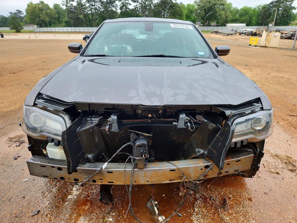 52473136 :رقم المزاد ، 2C3CCABG8MH626437 vin ، 2021 Chrysler 300 مزاد بيع