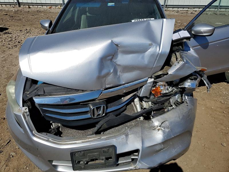 52868406 :رقم المزاد ، 1HGCP2F89BA044725 vin ، 2011 Honda Accord مزاد بيع