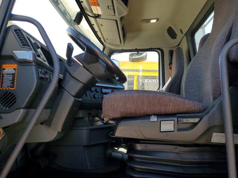 Auction sale of the 2021 Volvo 740, vin: 4V4WC9EH7MN259134, lot number: 52957696