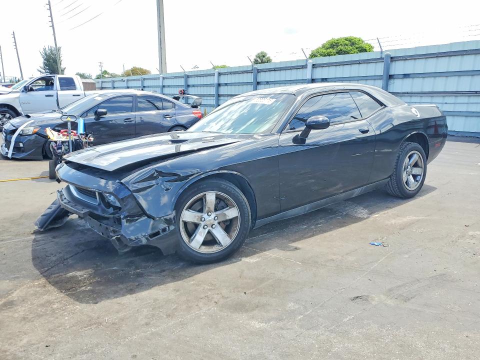 52558116 :رقم المزاد ، 2C3CDYBT0EH205400 vin ، 2014 Dodge Challenger مزاد بيع
