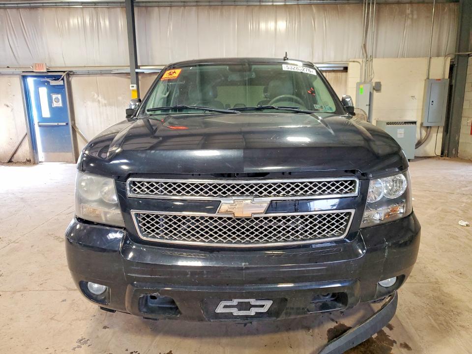 53283276 :رقم المزاد ، 1GNUKCE05AR146078 vin ، 2010 Chevrolet Tahoe مزاد بيع