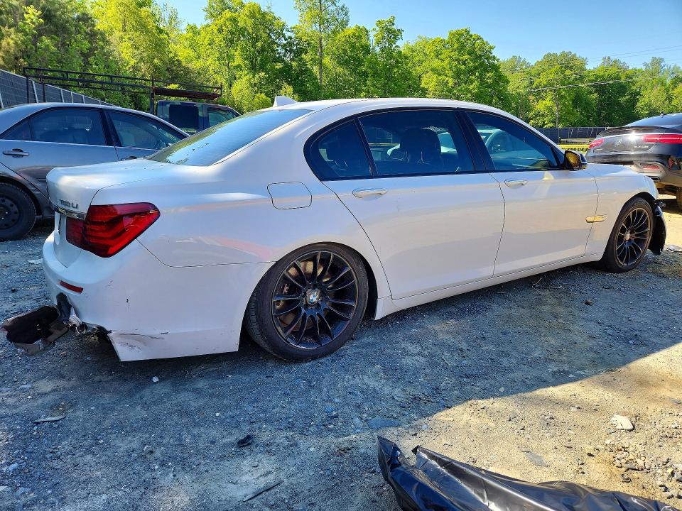 Продаж на аукціоні авто 2015 Bmw 750, vin: WBAYF8C56FD654300, номер лоту: 51972576