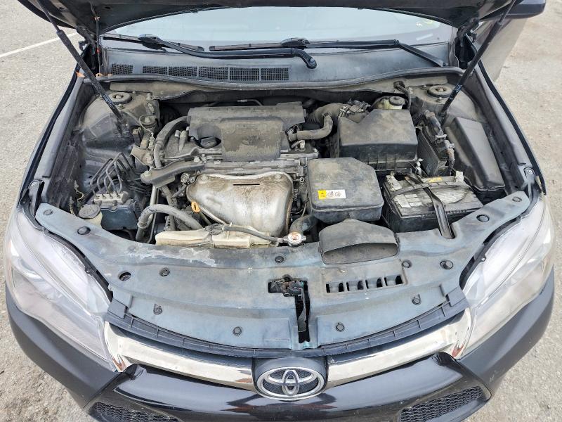 53773366 :رقم المزاد ، 4T1BF1FK0HU814171 vin ، 2017 Toyota Camry مزاد بيع