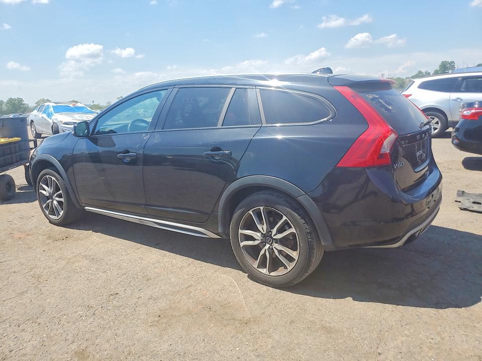 Aukcja sprzedaży 2018 Volvo V60 Cross Country, vin: YV440MWK4J2052882, numer aukcji: 51920596
