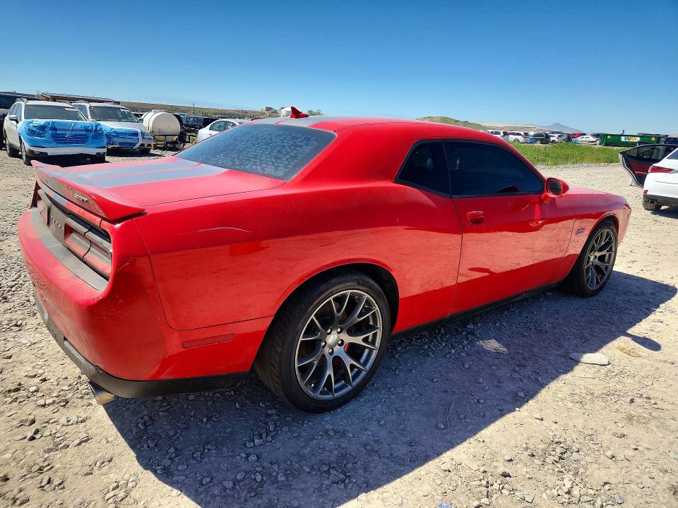 51858246 :رقم المزاد ، 2C3CDZDJ4FH869217 vin ، 2015 Dodge Challenger مزاد بيع