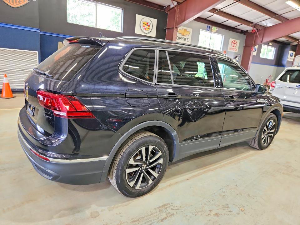 55387926 :رقم المزاد ، 3VV0B7AX6NM108885 vin ، 2022 Volkswagen Tiguan مزاد بيع