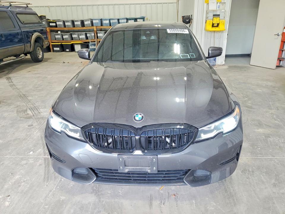 55008406 :رقم المزاد ، 3MW5R7J00M8B73397 vin ، 2021 Bmw 330xi مزاد بيع