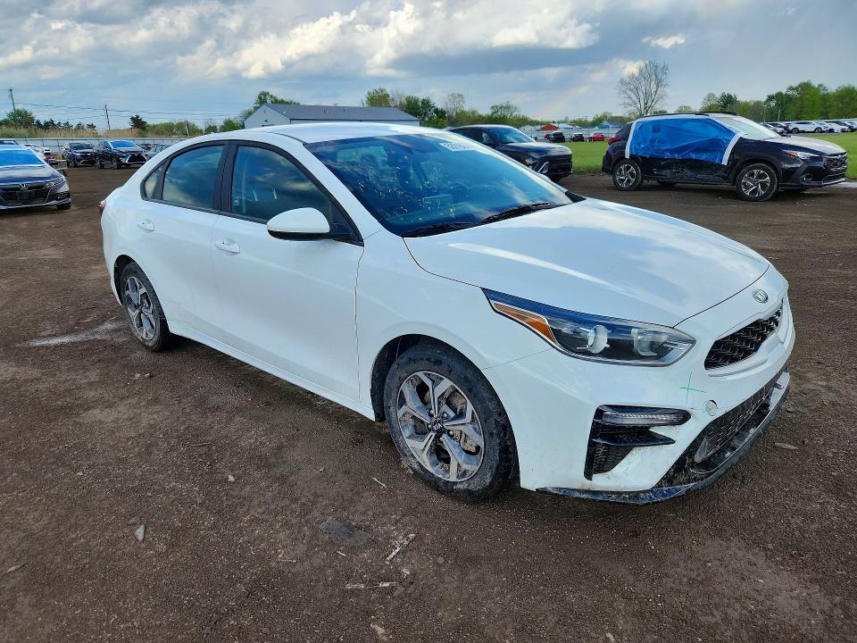 Продажа на аукционе авто 2021 Kia Forte, vin: 3KPF24AD7ME410014, номер лота: 52216276