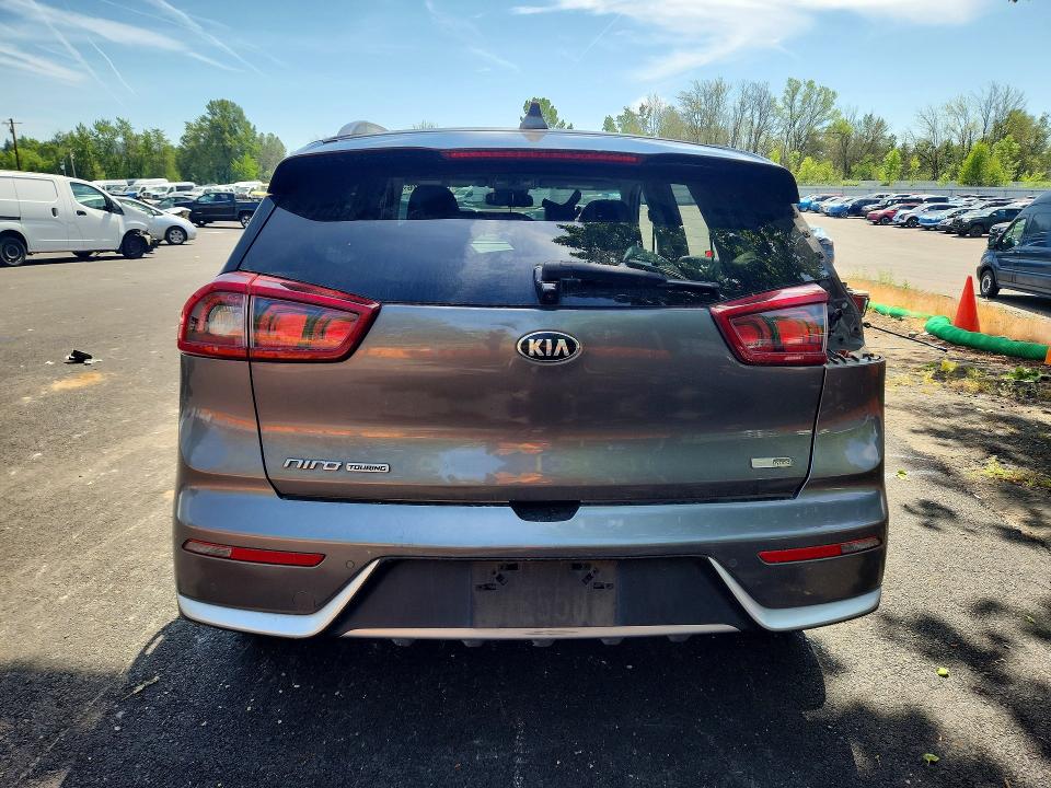 2017 Kia Niro მანქანა იყიდება აუქციონზე, vin: KNDCE3LC8H5075257, აუქციონის ნომერი: 52986176