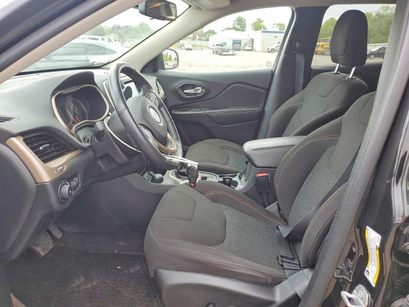 52742486 :رقم المزاد ، 1C4PJMCS1GW268403 vin ، 2016 Jeep Cherokee مزاد بيع