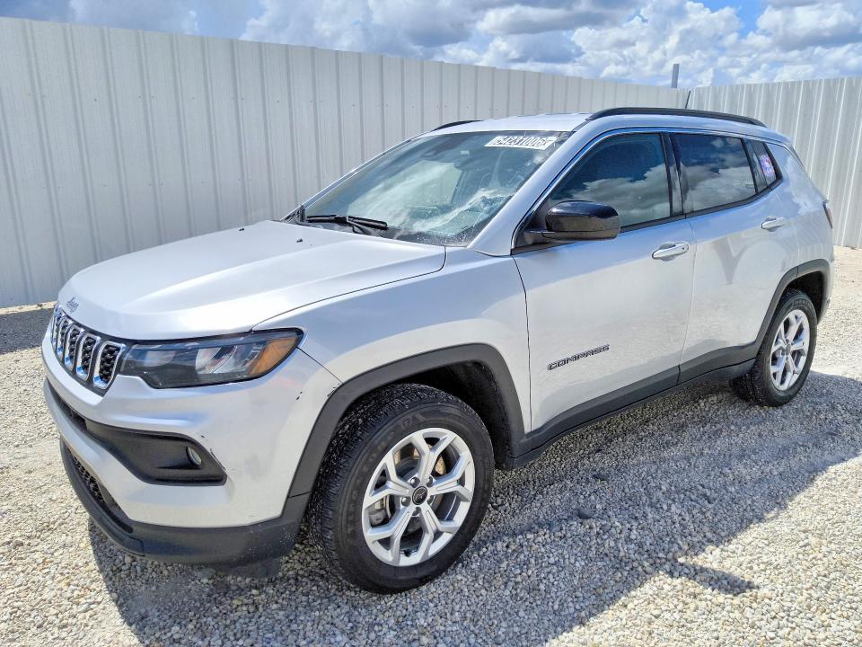 54231006 :رقم المزاد ، 3C4NJDBN4ST571158 vin ، 2025 Jeep Compass مزاد بيع