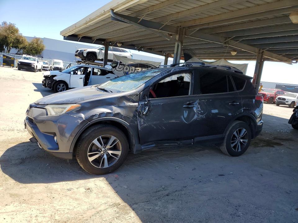 Продаж на аукціоні авто 2016 Toyota Rav4, vin: JTMWFREV9GJ084180, номер лоту: 53909206
