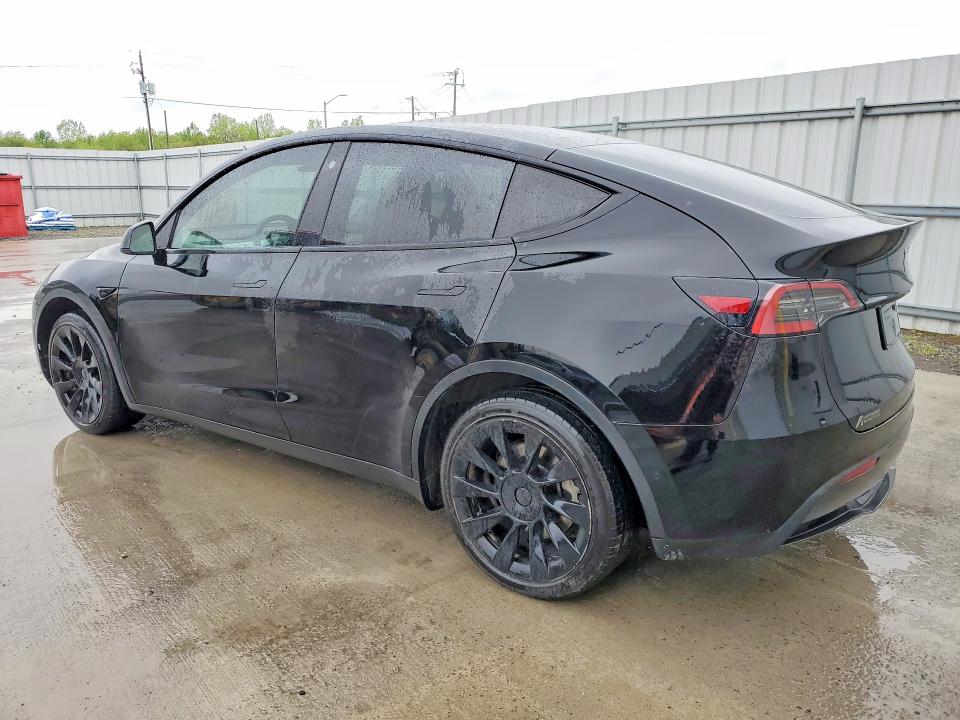 55254296 :رقم المزاد ، 7SAYGDEE4NF385486 vin ، 2022 Tesla Model Y مزاد بيع