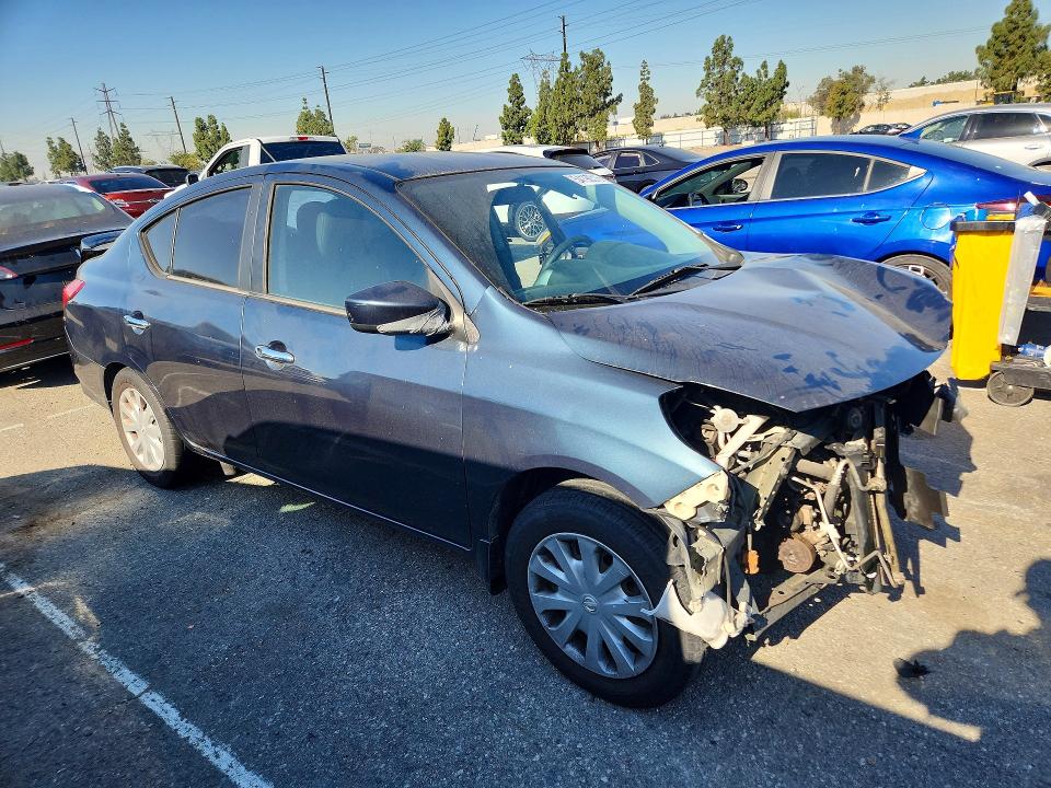54198316 :رقم المزاد ، 3N1CN7AP3FL926605 vin ، 2015 Nissan Versa مزاد بيع