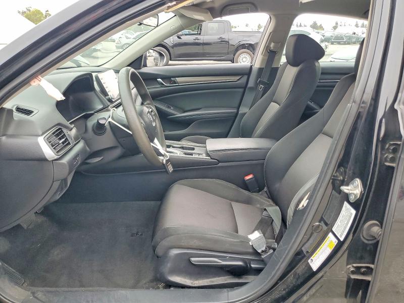 Aukcja sprzedaży 2018 Honda Accord, vin: 1HGCV1F17JA221130, numer aukcji: 53291946