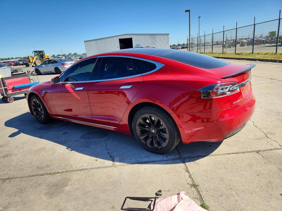 Продаж на аукціоні авто 2018 Tesla Model S, vin: 5YJSA1E21JF278575, номер лоту: 53957476