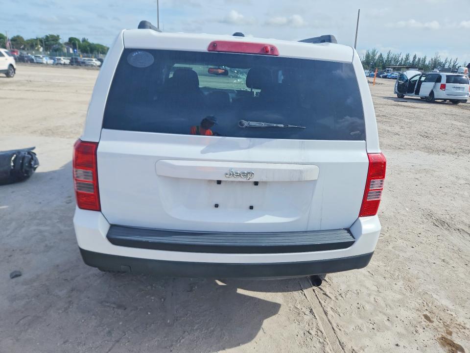 52515896 :رقم المزاد ، 1C4NJPBB6HD120240 vin ، 2017 Jeep Patriot مزاد بيع