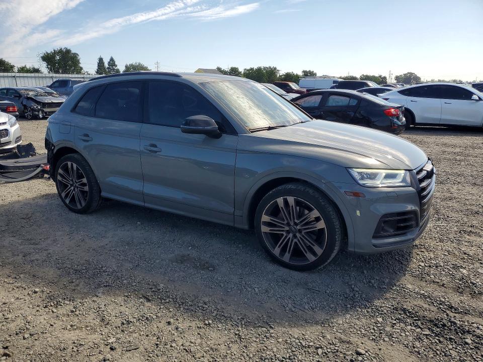 2020 Audi Sq5 მანქანა იყიდება აუქციონზე, vin: WA1B4AFY0L2046415, აუქციონის ნომერი: 52740276