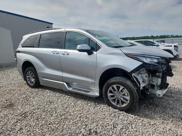 52484406 :رقم المزاد ، 5TDJRKEC6MS039901 vin ، 2021 Toyota Sienna مزاد بيع