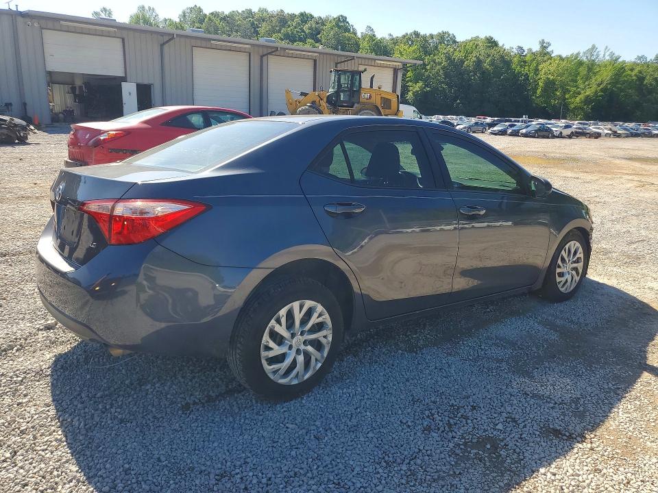 2018 Toyota Corolla მანქანა იყიდება აუქციონზე, vin: 5YFBURHE2JP749696, აუქციონის ნომერი: 53307826