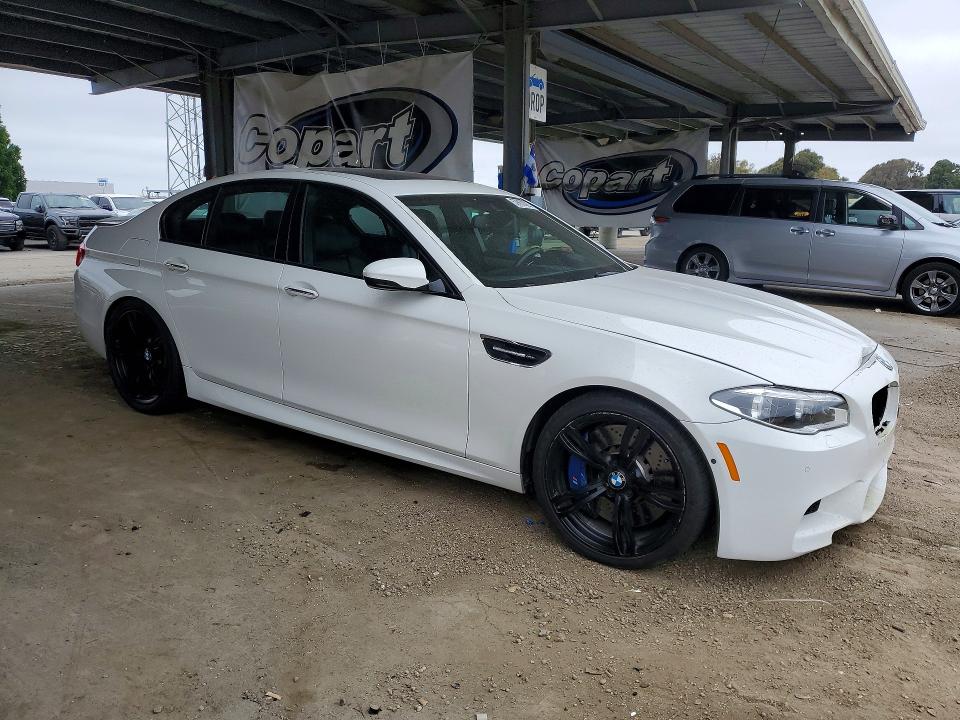 Продажа на аукционе авто 2015 Bmw M5, vin: WBSFV9C54FD594903, номер лота: 52880826