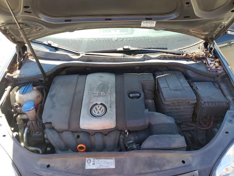 2009 Volkswagen Jetta მანქანა იყიდება აუქციონზე, vin: 3VWJM71K49M172640, აუქციონის ნომერი: 53283646