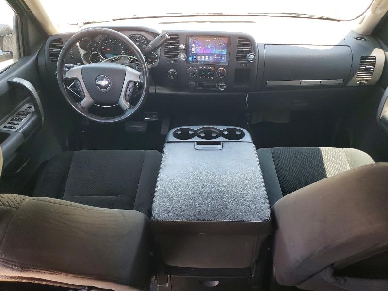 54800946 :رقم المزاد ، 1GCHK236X8F147489 vin ، 2008 Chevrolet Silverado مزاد بيع